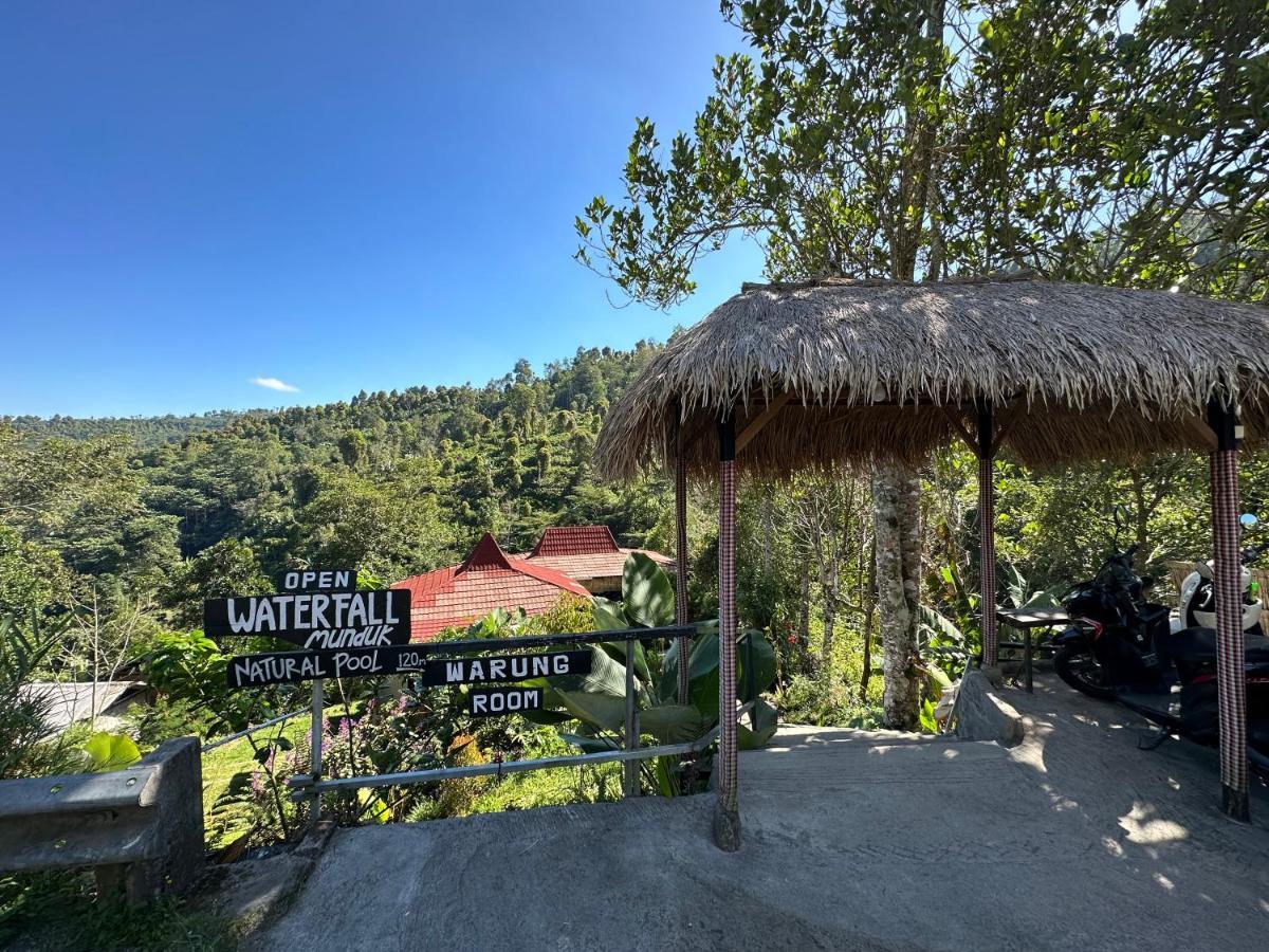 Munduk Tutub Waterfall View Exterior photo